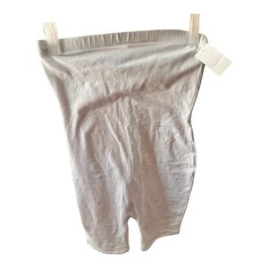 #222 Women’s Popular 21 Strapless shorts romper in White Size Medium.